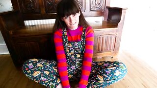 Sydney Harwin – FREAKY FAMILY TRADITIONS