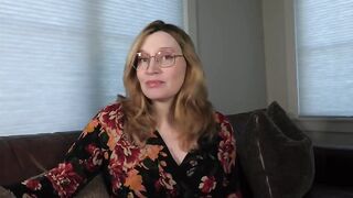 Bettie Bondage - Gullible Mom's Guest